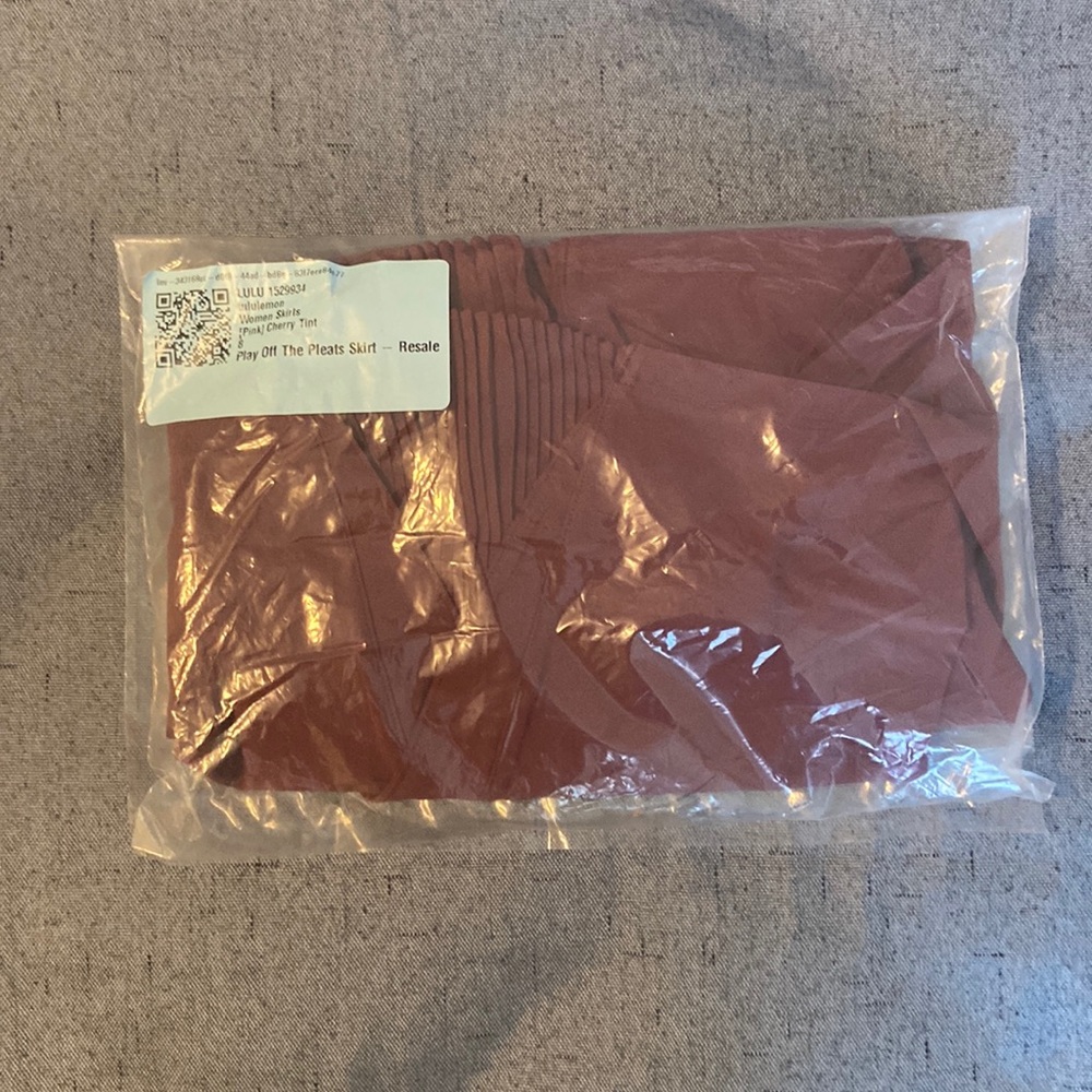 Lululemon Play Off The Pleats Skirt
